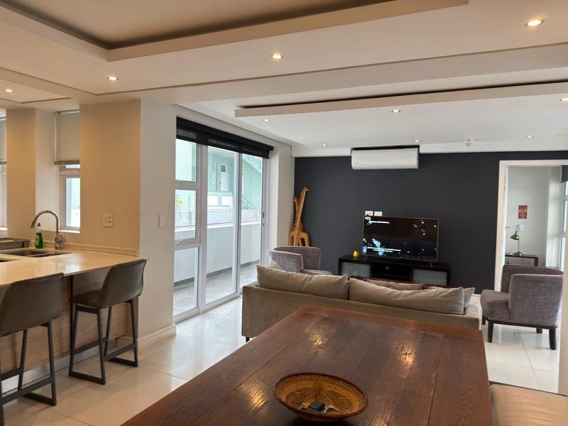 3 Bedroom Property for Sale in Sea Point Western Cape